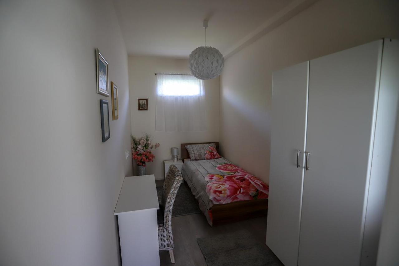 Apartman Veronika Ðakovo Eksteriør billede