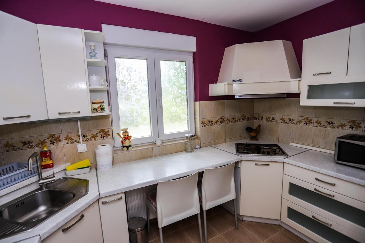 Apartman Veronika Ðakovo Eksteriør billede