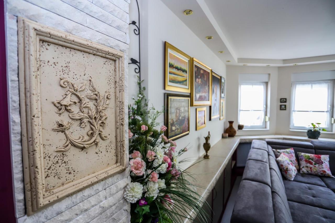 Apartman Veronika Ðakovo Eksteriør billede